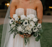 Load image into Gallery viewer, Modern Bridal Bouquet
